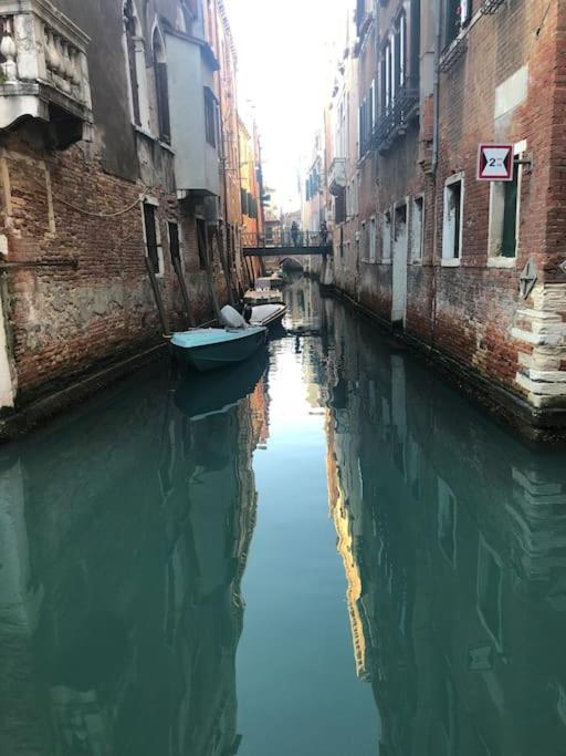 Apartamento Walk On The Water ✧ 5 Minutes To Rialto Bridge Venecia